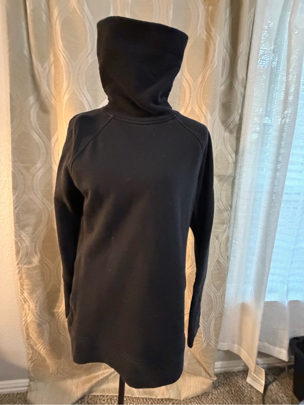 Lululemon Black Women's Funnel Neck Sweater